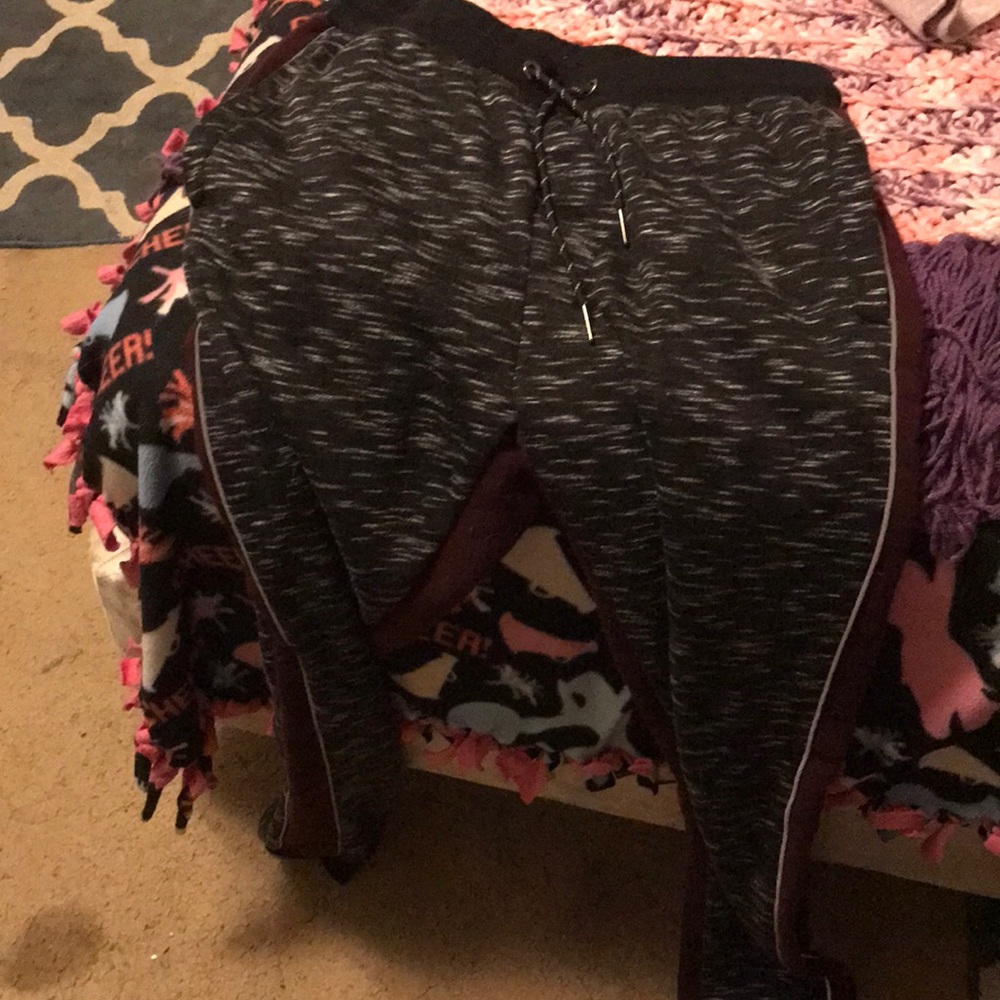 Men’s joggers